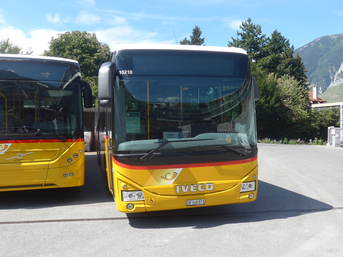 (219'765) - PostAuto Graubnden - GR 168'873 - Iveco am 16. August 2020 in Chur, Garage