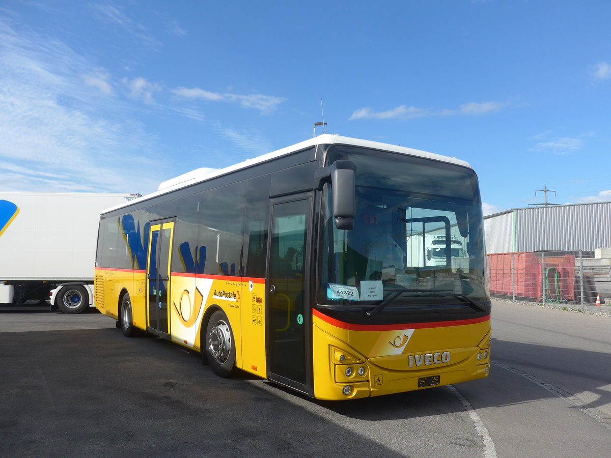 (220'040) - AutoPostale Ticino - PID 11'437 - Iveco am 23. August 2020 in Kerzers, Interbus