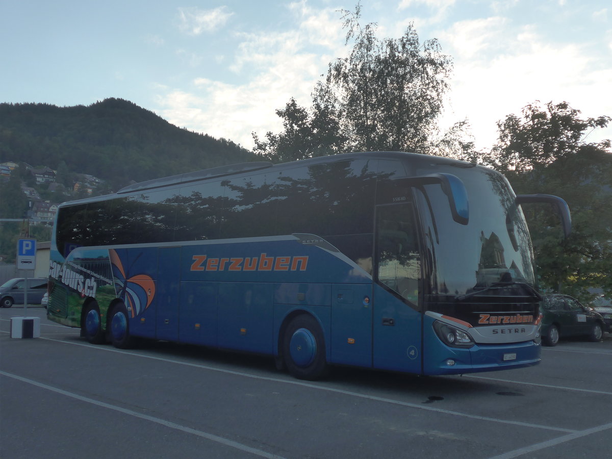 (220'451) - Zerzuben, Visp-Eyholz - Nr. 4/VS 44'590 - Setra am 4. September 2020 in Thun, Seestrasse