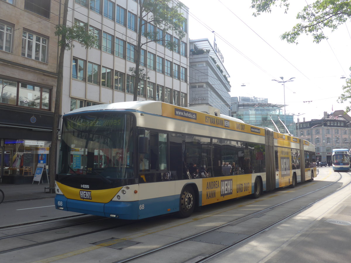 (220'976) - VBZ Zrich - Nr. 68 - Hess/Hess Doppelgelenktrolleybus am 22. September 2020 in Zrich, Lwenstrasse