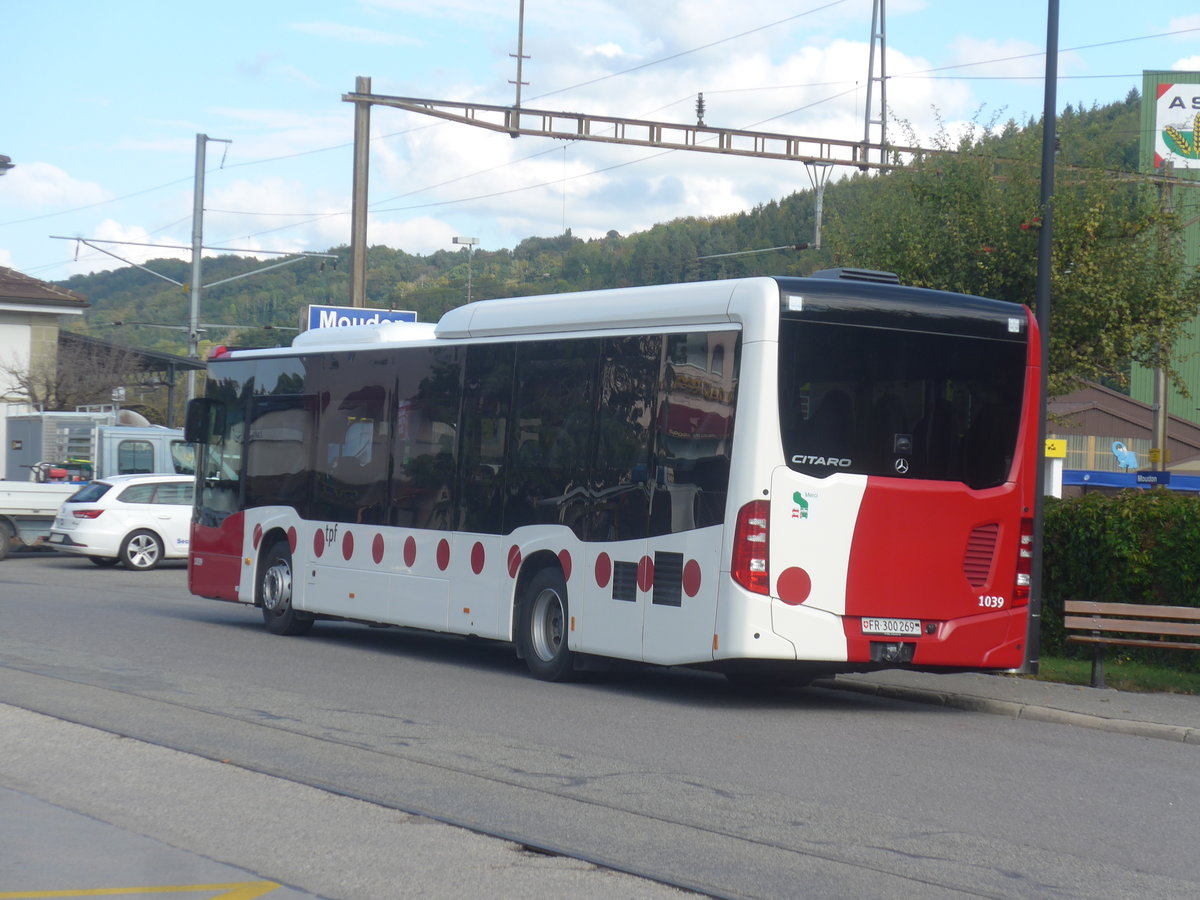 (221'126) - TPF Fribourg - Nr. 1039/FR 300'269 - Mercedes am 23. September 2020 beim Bahnhof Moudon