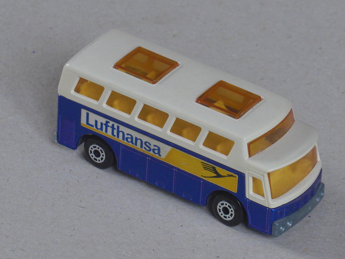 (221'633) - Aus Deutschland: Lufthansa, Frankfurt - ??? am 4. Oktober 2020 in Thun (Modell)
