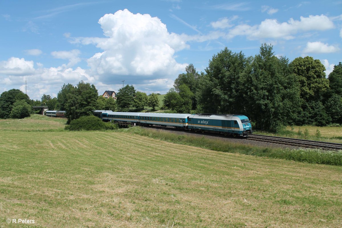 223 068 als ALX84115 Hof - München kurz vor Reuth bei Erbendorf, bei Röthenbach im Steinwald. 28.06.16