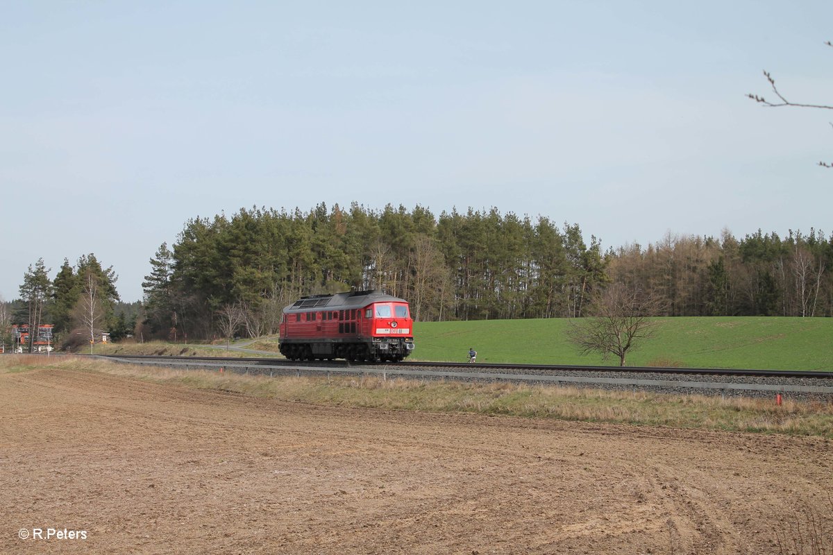 223 330-1 kommt Lz aus Hof zurück bei Habnith bei Marktleuthen vorbei.03.04.16