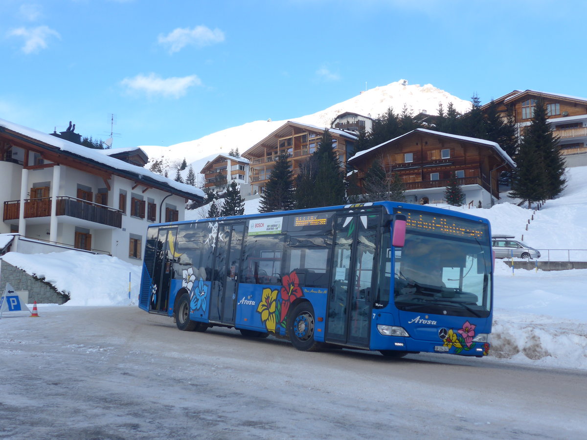 (223'204) - Pfosi, Arosa - Nr. 7/GR 154'247 - Mercedes am 2. Januar 2021 in Arosa, Hrnli