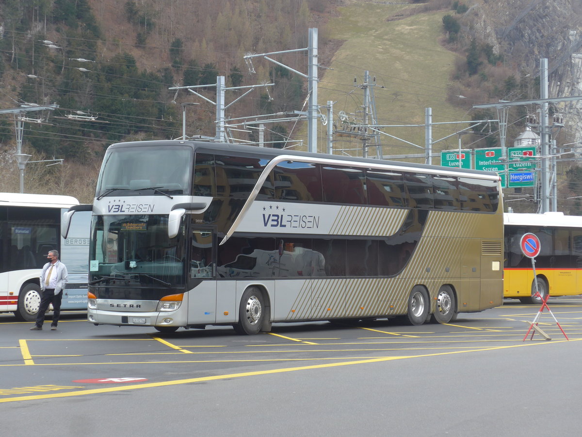 (224'397) - VBL Luzern - Nr. 805/LU 212'744 - Setra am 27. Mrz 2021 beim Bahnhof Stansstad