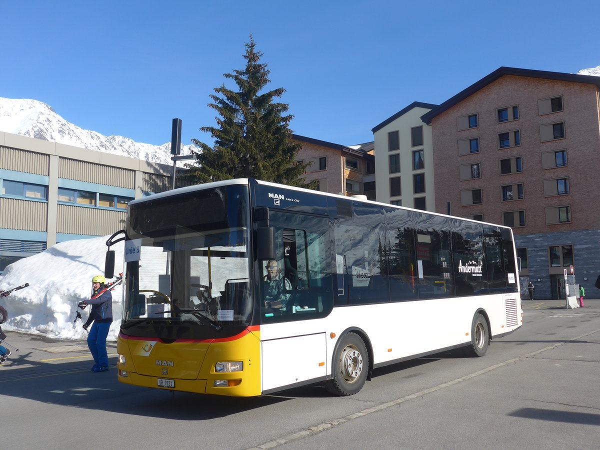 (224'552) - Mattli, Wassen - UR 9221 - MAN/Gppel (ex Lengacher, Wichtrach Nr. 6) am 28. Mrz 2021 in Andermatt, Bahnhofplatz