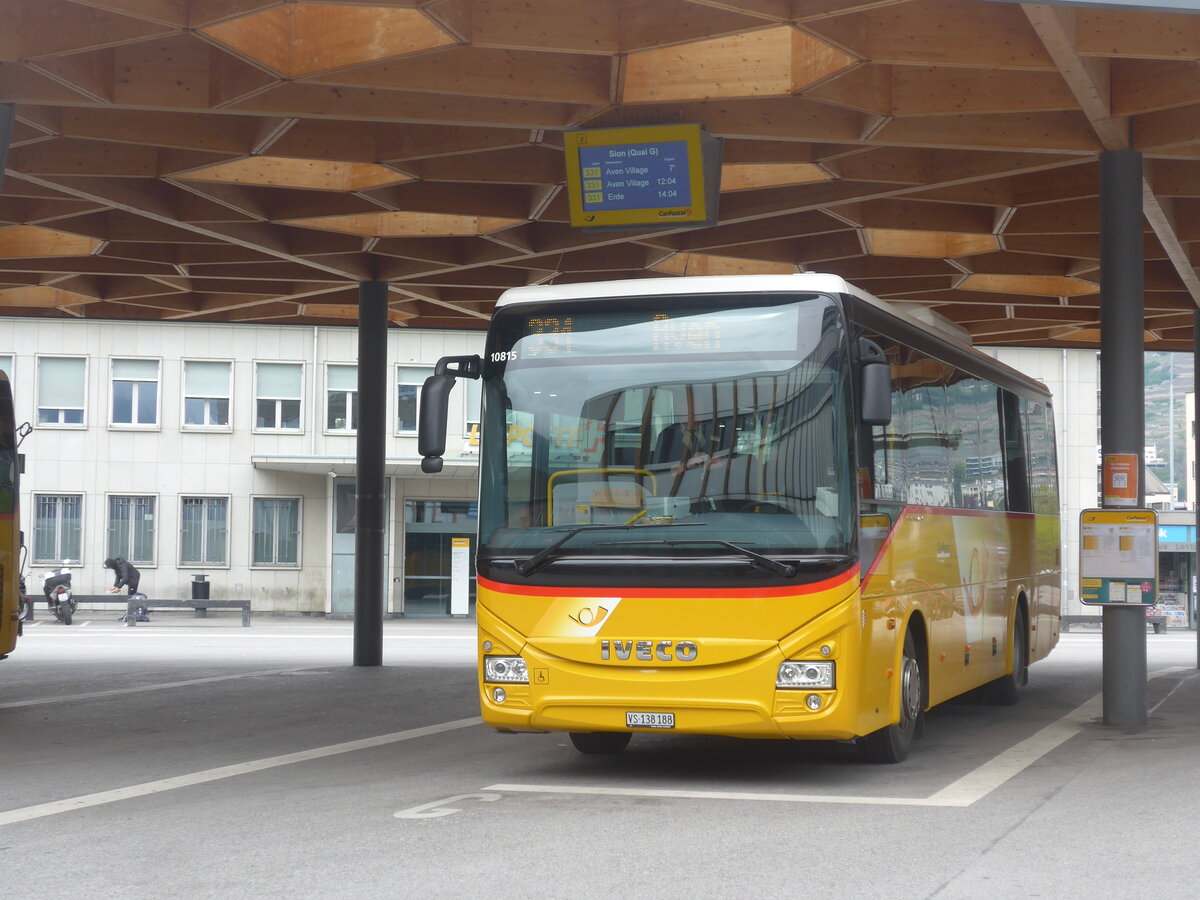 (225'417) - Evquoz, Erde - VS 138'188 - Iveco am 1. Mai 2021 beim Bahnhof Sion