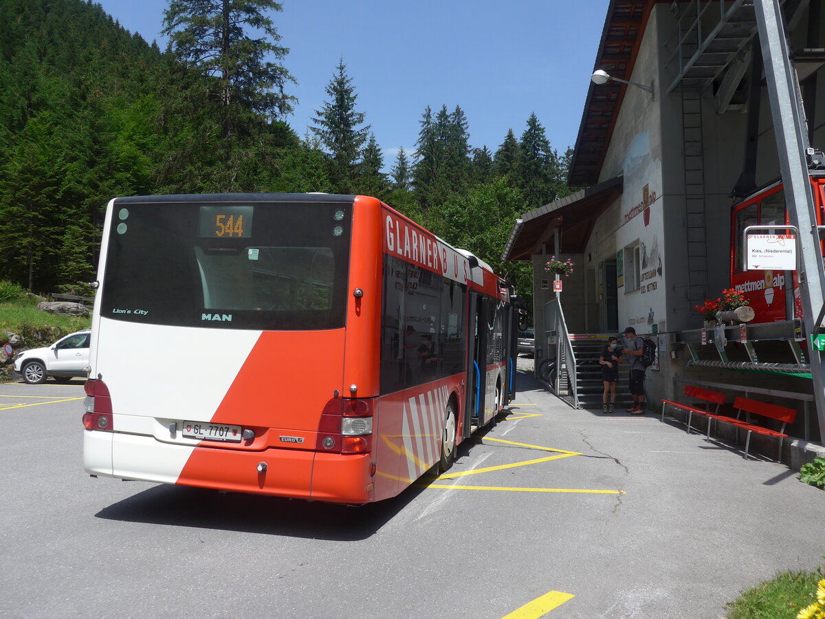 (226'449) - AS Engi - Nr. 7/GL 7707 - MAN am 12. Juli 2021 in Schwanden, Kies