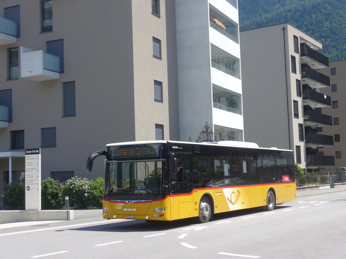 (226'516) - PostAuto Wallis - Nr. 2/VS 415'454 - MAN (ex CarPostal Ouest; ex TMR Martigny) am 17. Juli 2021 beim Bahnhof Martigny