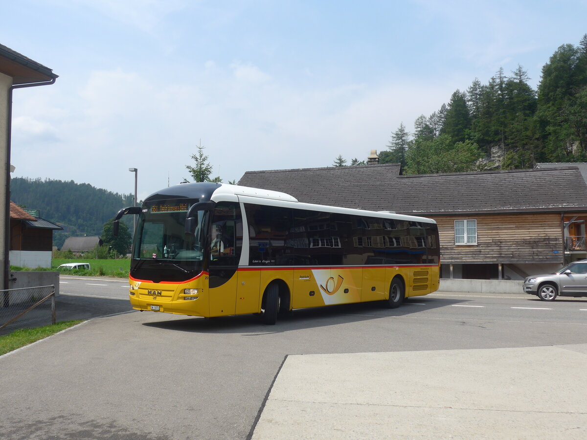 (226'739) - PostAuto Zentralschweiz - Nr. 20/OW 10'070 - MAN (ex Dillier, Sarnen Nr. 20) am 24. Juli 2021 in Innertkirchen, Grimseltor