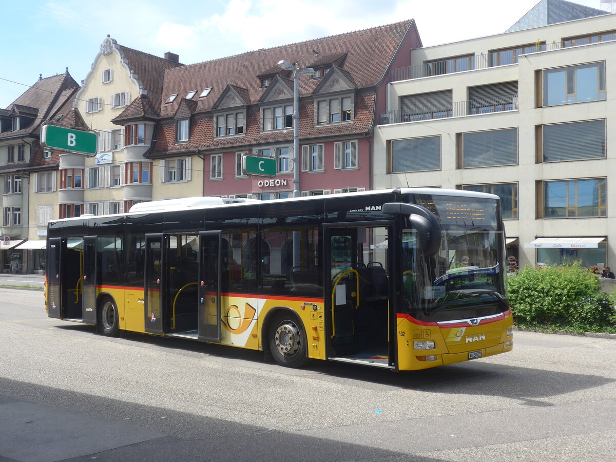 (227'155) - Voegtlin-Meyer, Brugg - Nr. 132/AG 30'579 - MAN am 9. August 2021 beim Bahnhof Brugg