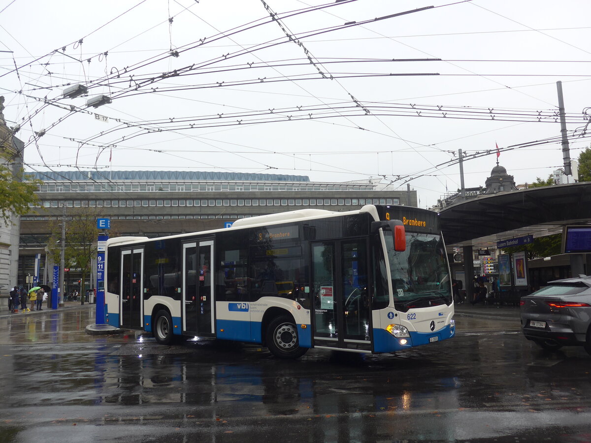 (228'185) - VBL Luzern - Nr. 622/LU 15'074 - Mercedes am 19. September 2021 beim Bahnhof Luzern