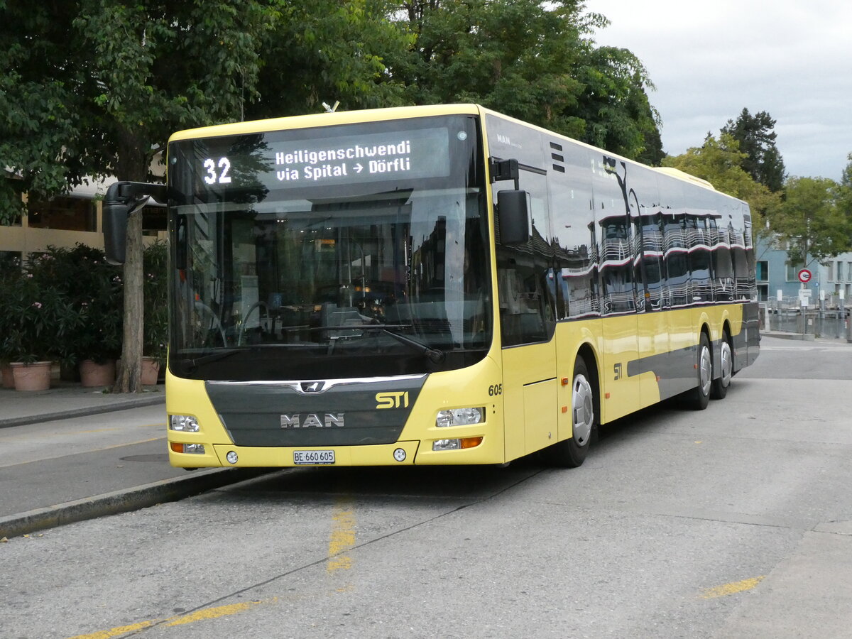 (228'491) - STI Thun - Nr. 605/BE 660'605 - MAN am 28. September 2021 beim Bahnhof Thun