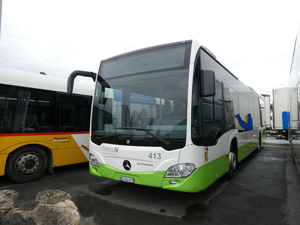 (228'700) - transN, La Chaux-de-Fonds - Nr. 413/NE 164'413 - Mercedes am 3. Oktober 2021 in Kerzers, Interbus