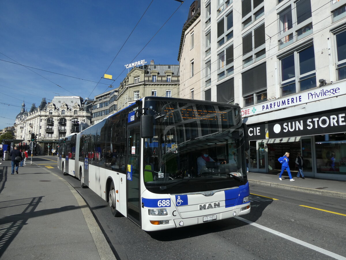 (228'851) - TL Lausanne - Nr. 688/VD 1581 - MAN am 11. Oktober 2021 in Lausanne, Bel-Air