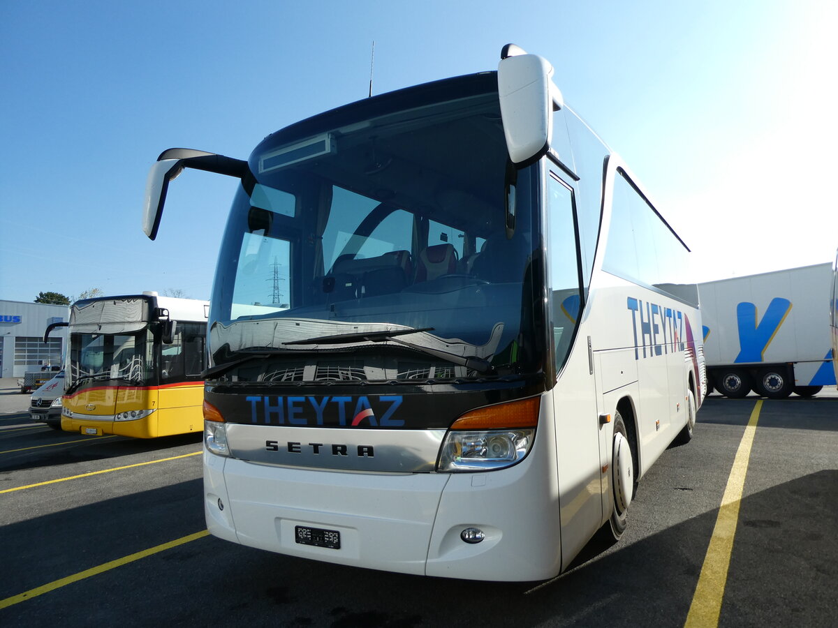 (229'363) - Theytaz, Sion - (VS 11003) - Setra am 16. Oktober 2021 in Kerzers, Interbus