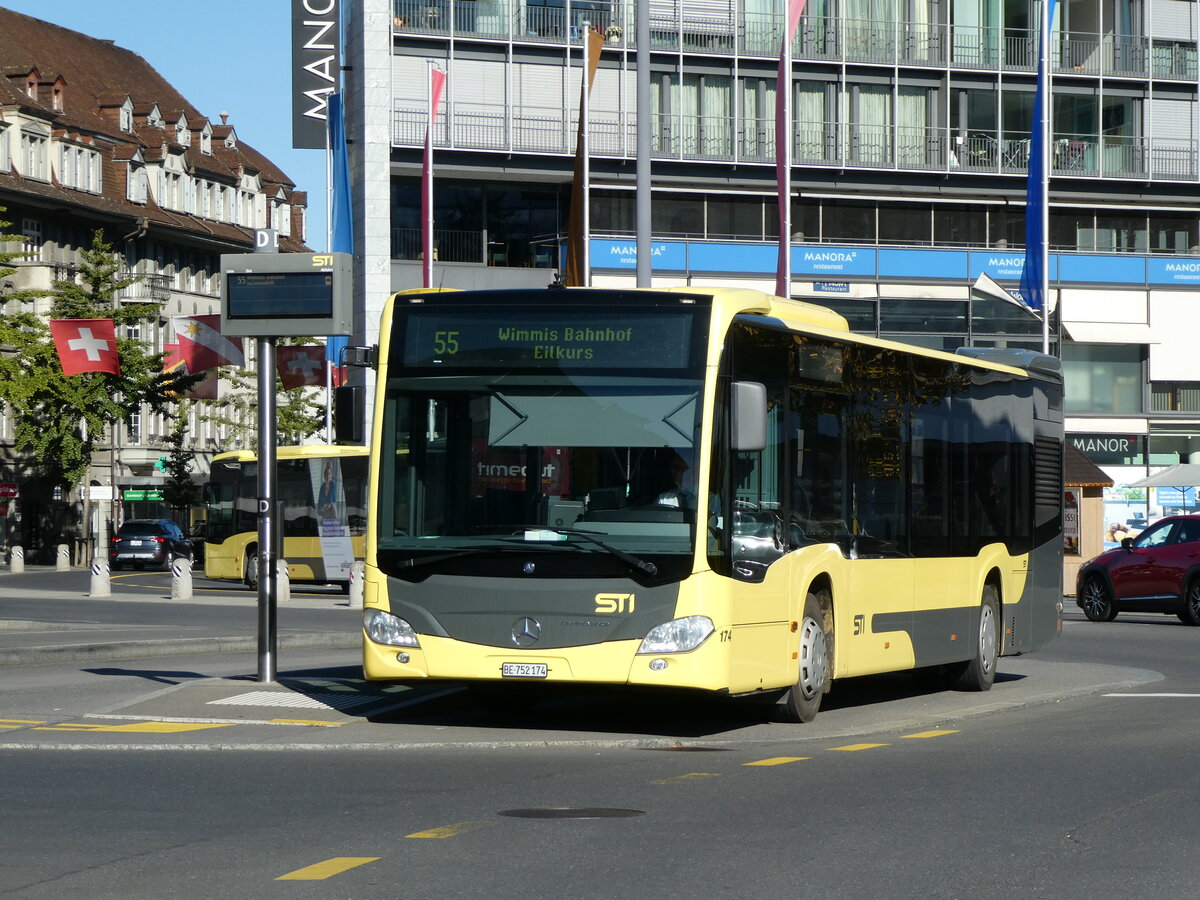 (229'386) - STI Thun - Nr. 174/BE 752'174 - Mercedes am 17. Oktober 2021 beim Bahnhof Thun