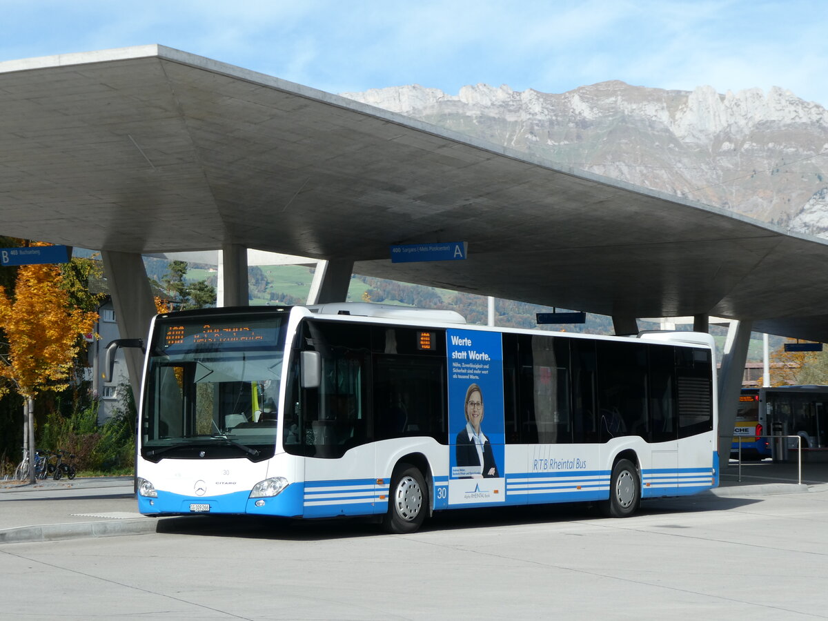 (229'501) - RTB Altsttten - Nr. 30/SG 309'266 - Mercedes am 20. Oktober 2021 beim Bahnhof Buchs