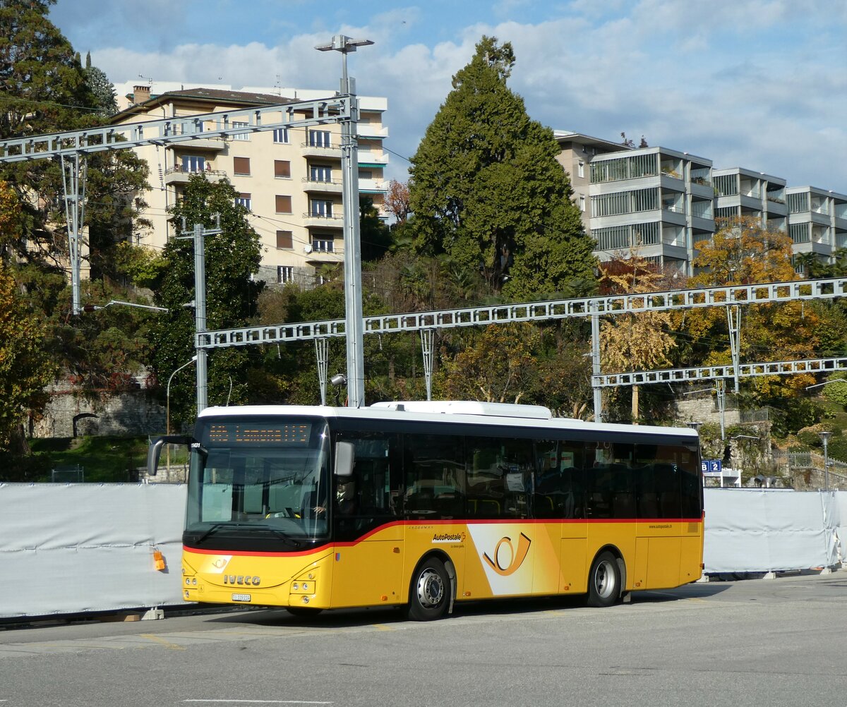 (230'301) - AutoPostale Ticino - TI 339'214 - Iveco am 10. November 2021 beim Bahnhof Lugano