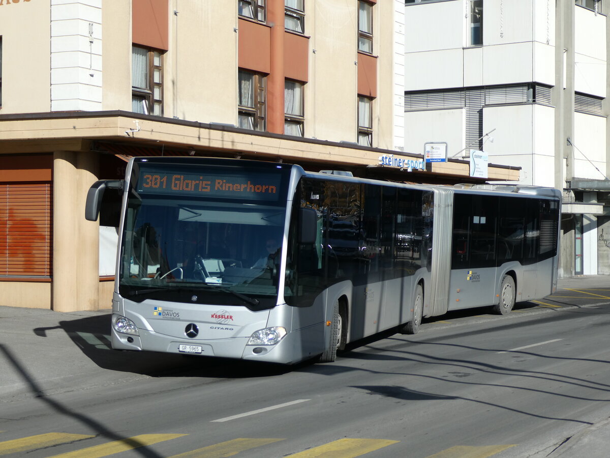 (230'531) - Kessler, Davos - GR 5965 - Mercedes am 12. November 2021 beim Bahnhof Davos Dorf