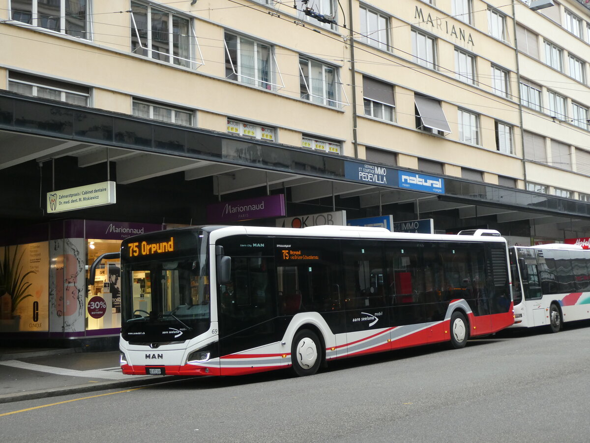 (230'584) - ASm Langenthal - Nr. 69/BE 872'369 - MAN am 13. November 2021 beim Bahnhof Biel