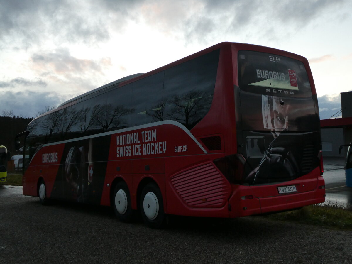 (230'993) - ARAG Ruswil - Nr. 51/LU 278'817 - Setra am 27. November 2021 in Ruswil, Garage