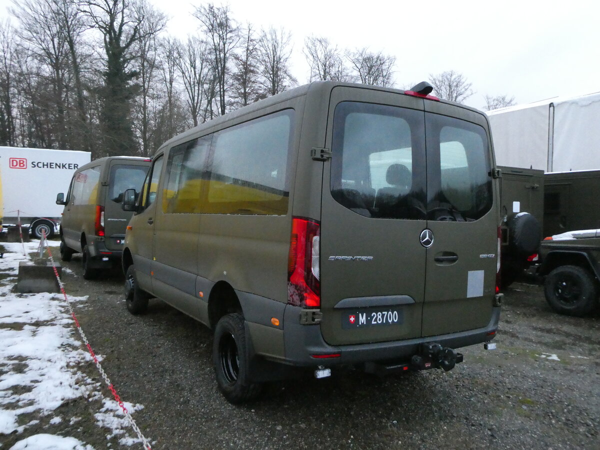 (231'120) - Schweizer Armee - M+28'700 - Mercedes am 11. Dezember 2021 in Rohr, Hauptstrasse