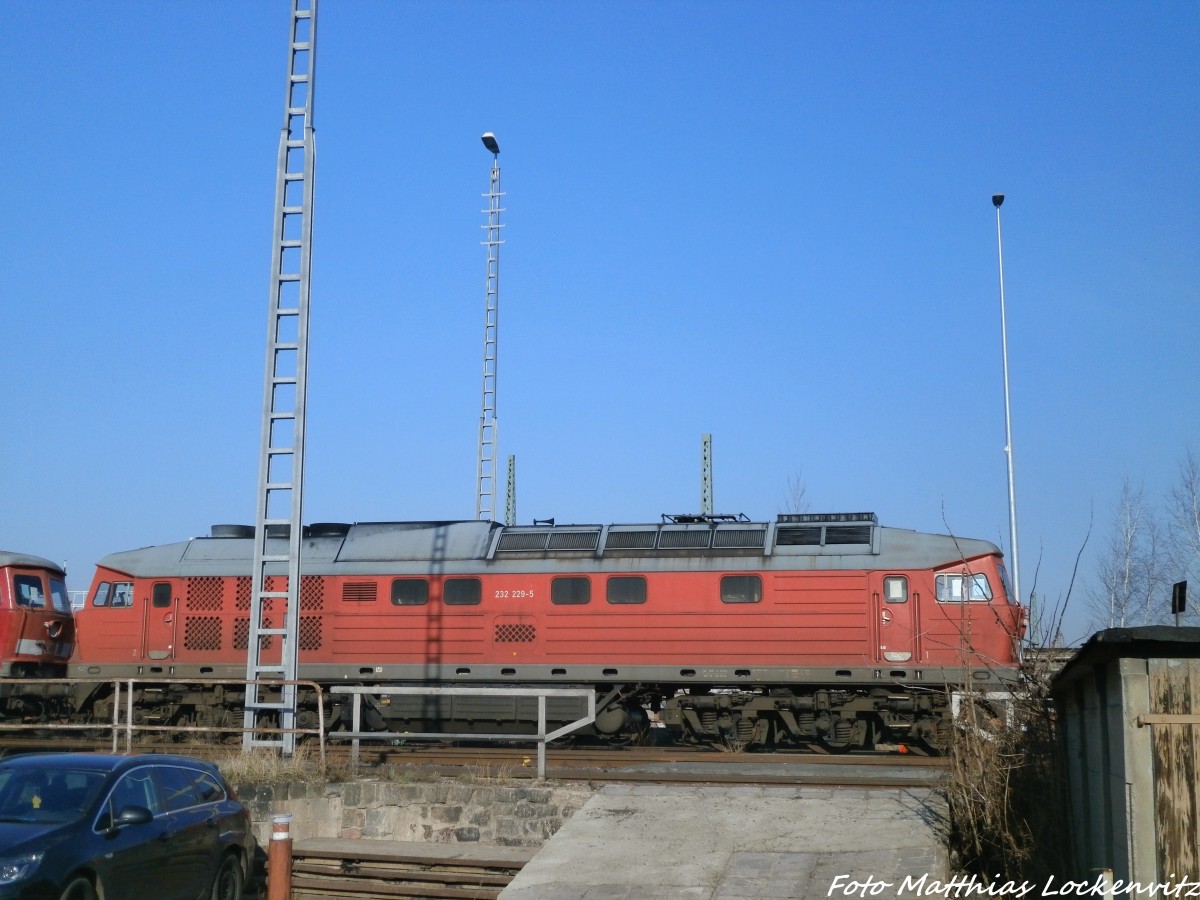 232 229-5 abgestellt in Halle (Saale) am 18.3.15