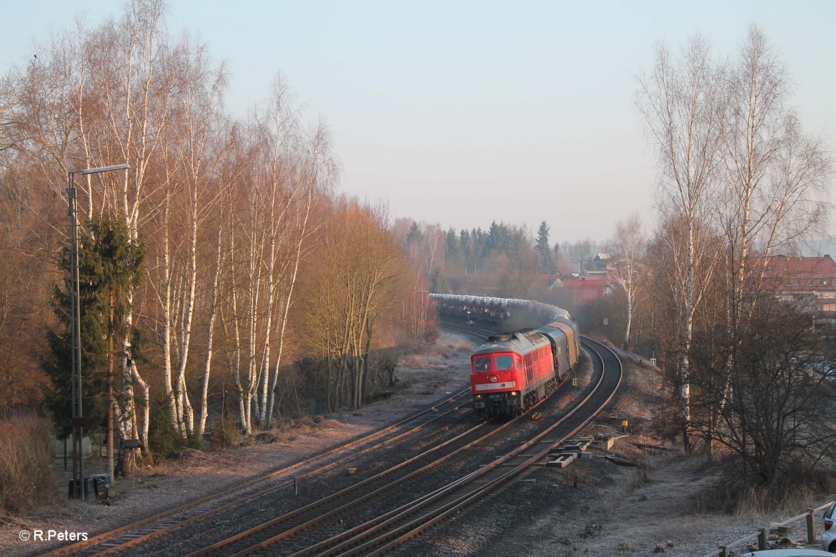 232 252-7 fährt in Marktredwitz mit dem 51683 Zwickau - Nürnberg ein. 19.03.15