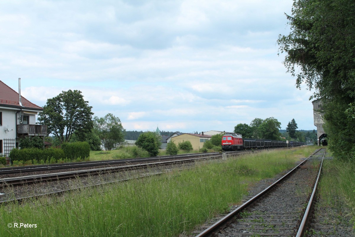 232 359-0 durchfährt Pechbrunn mit dem GA 49967 Gefco Leerautozug NNR - XTCH. 16.06.15