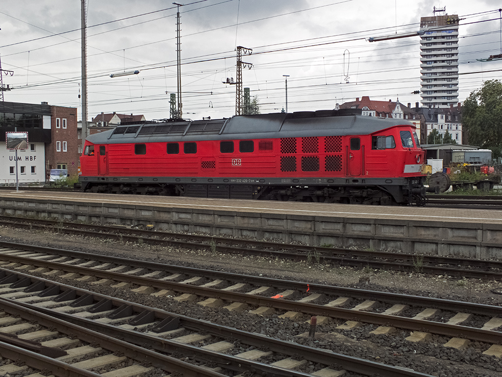 232 426 steht am 31.07.14 in Ulm.