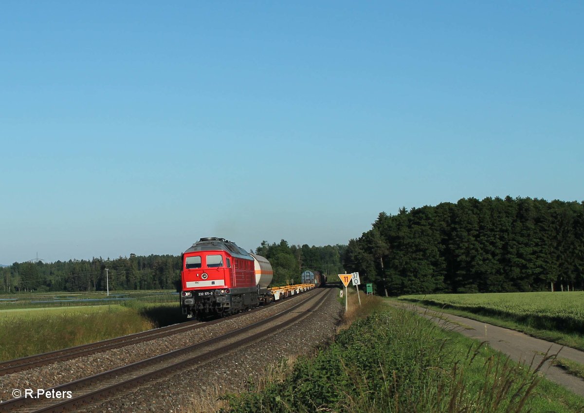 232 571-0 mit dem abendlichen 51716 NNR - LE Frankenwaldumleiter bei Oberteich. 23.06.16