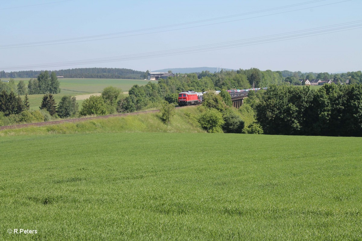 232 609-8 überquert mit dem GA49966 XTCH - NNT das Seußener Viadukt. 05.06.15