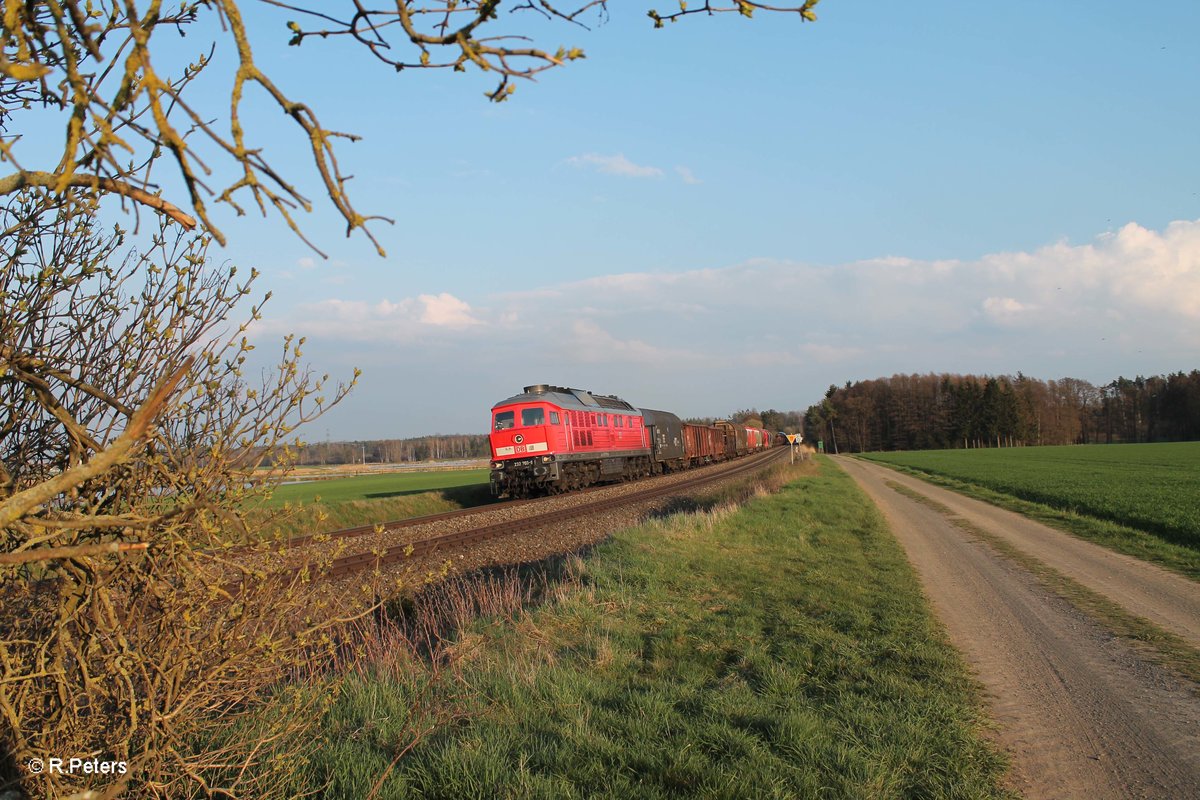 232 703-9 zieht bei Oberteich den 51717 Nürnberg - Leipzig Engelsdorf Frankenwald Umleiter. 12.04.16