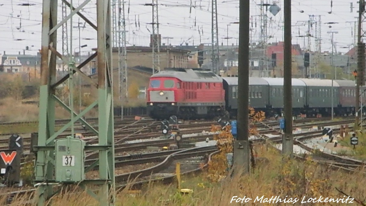 232 901 der WFl beim Rangieren des Sonderzuges im Bahnhof Stralsund Hbf am 7.11.15