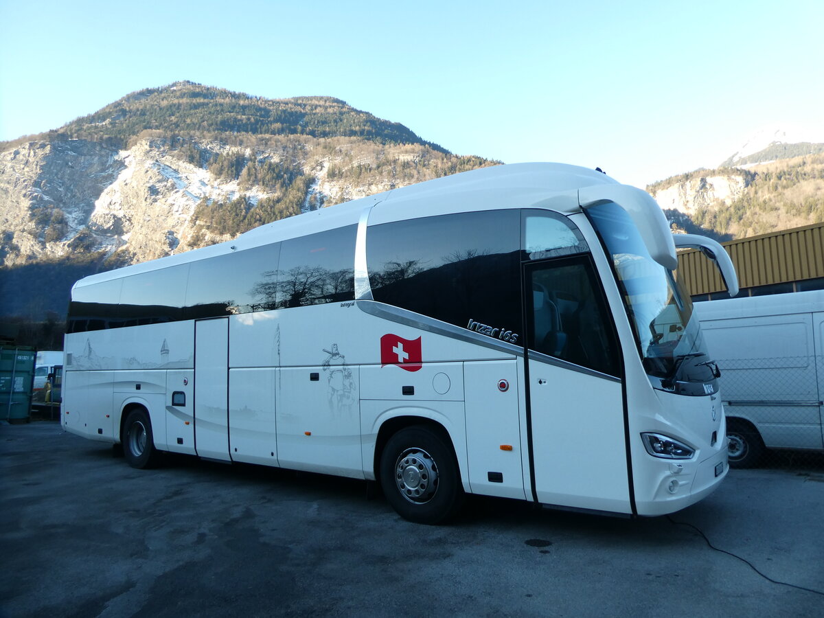 (232'303) - Lmania, Montreux - VS 501'615 - Irizar (Vorfhrfahrzeug Visa) am 23. Januar 2022 in St-Maurice, Garage