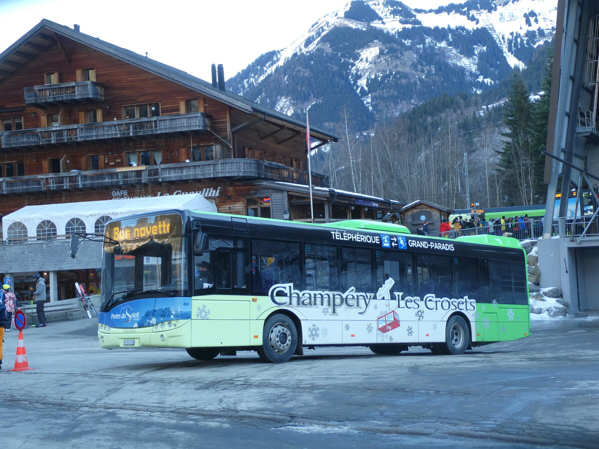 (232'446) - TPC Aigle - Nr. 450/VS 353'316 - Solaris (ex Nr. 17) am 29. Januar 2022 beim Bahnhof Champry