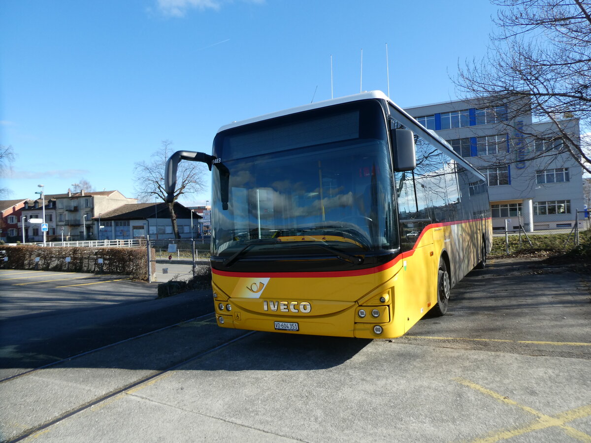 (232'529) - CarPostal Ouest - VD 604'351 - Iveco am 30. Januar 2022 in Yverdon, Garage