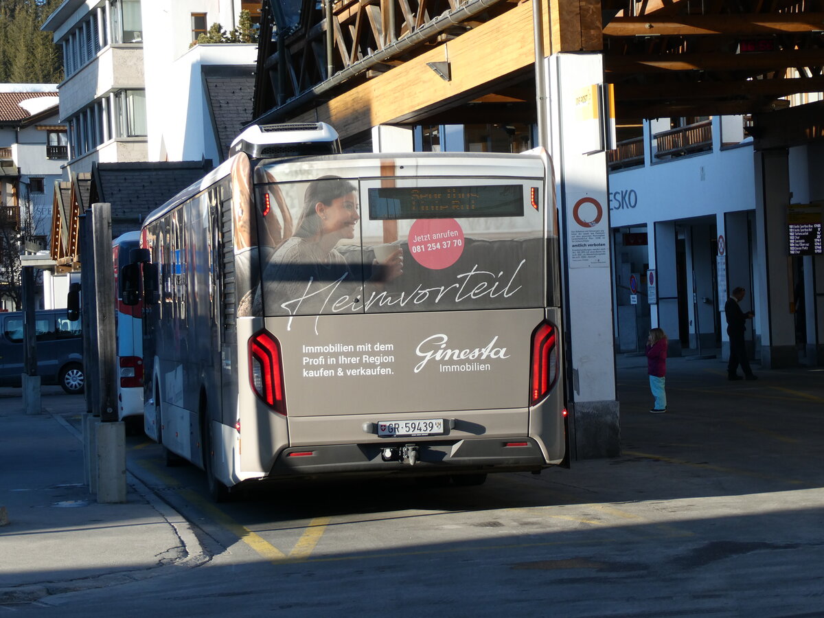 (233'626) - Bossi&Hemmi, Tiefencastel - GR 59'439 - MAN am 9. Mrz 2022 in Lenzerheide, Post