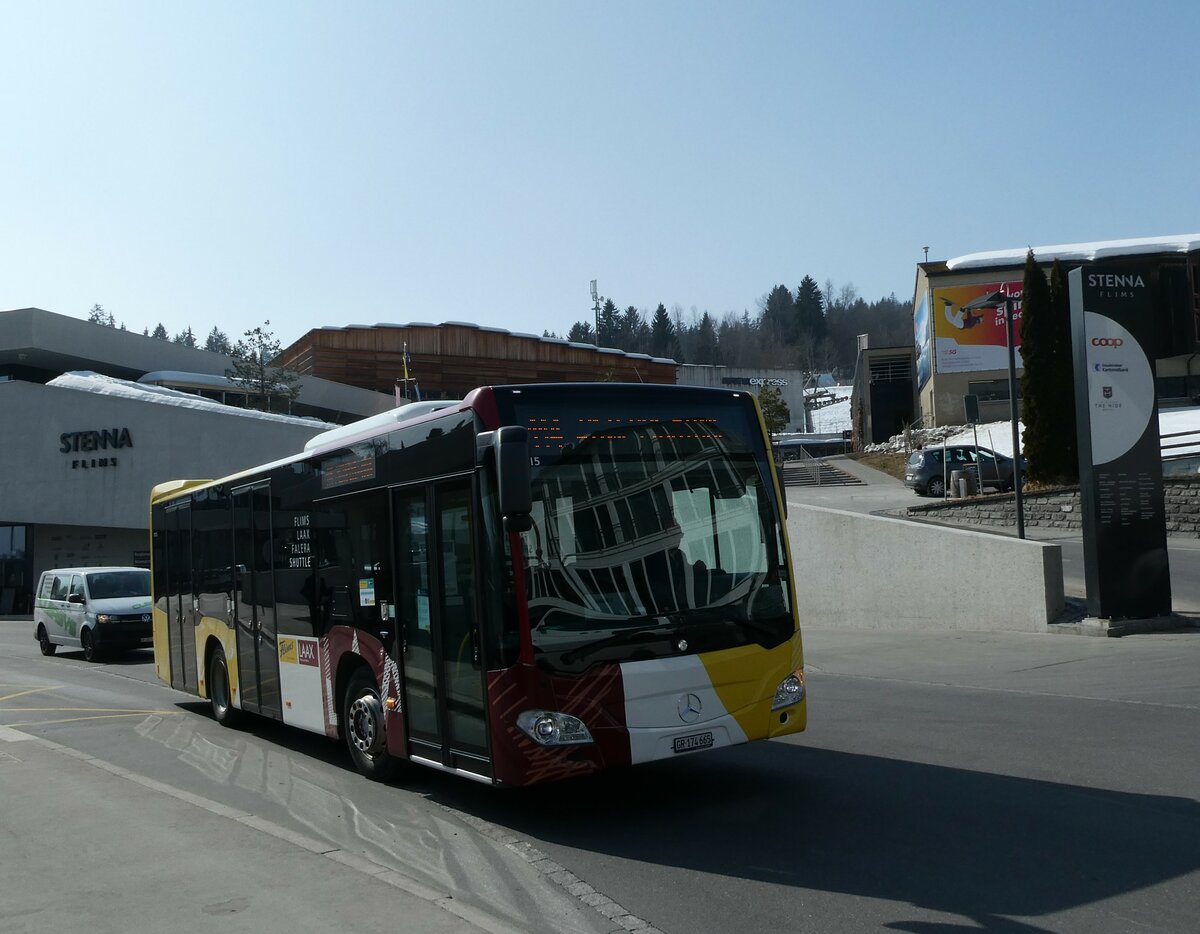 (233'773) - PostAuto Graubnden - Nr. 7/GR 174'665 - Mercedes (ex Stuppan, Flims) am 11. Mrz 2022 in Flims, Bergbahnen