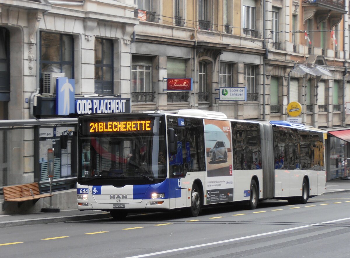 (233'966) - TL Lausanne - Nr. 644/VD 202'473 - MAN am 13. Mrz 2022 beim Bahnhof Lausanne