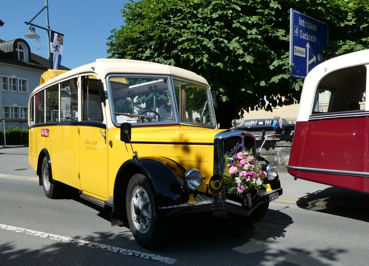 (236'572) - Moser, Schnenberg - ZH 216'722 - Berna/Hess (ex Barenco, Faido) am 4. Juni 2022 in Sarnen, OiO