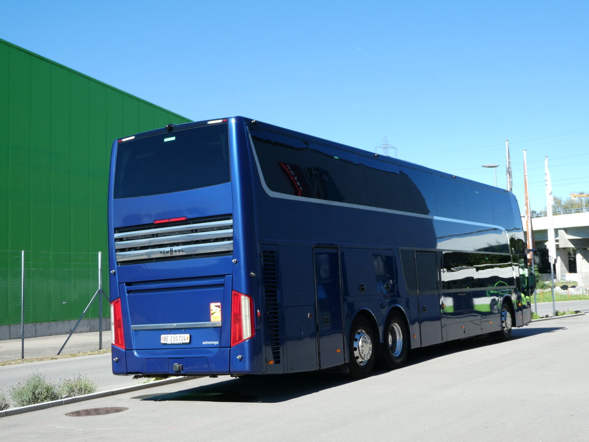 (240'029) - ??? - BE 210'724 - Van Hool am 11. September 2022 in Kerzers, Interbus