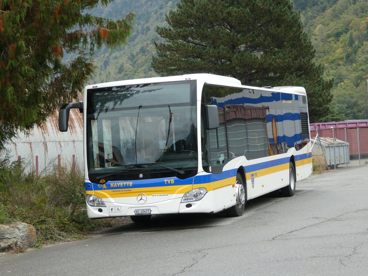 (240'706) - TMR Martigny - Nr. 104/VS 45'477 - Mercedes am 8. Oktober 2022 in Martigny, Garage