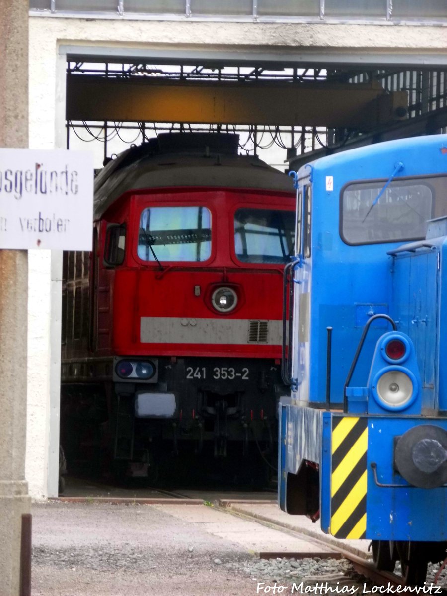 241 353 der EBS in der LEG Werkstatt in Delitzsch am 3.4.17