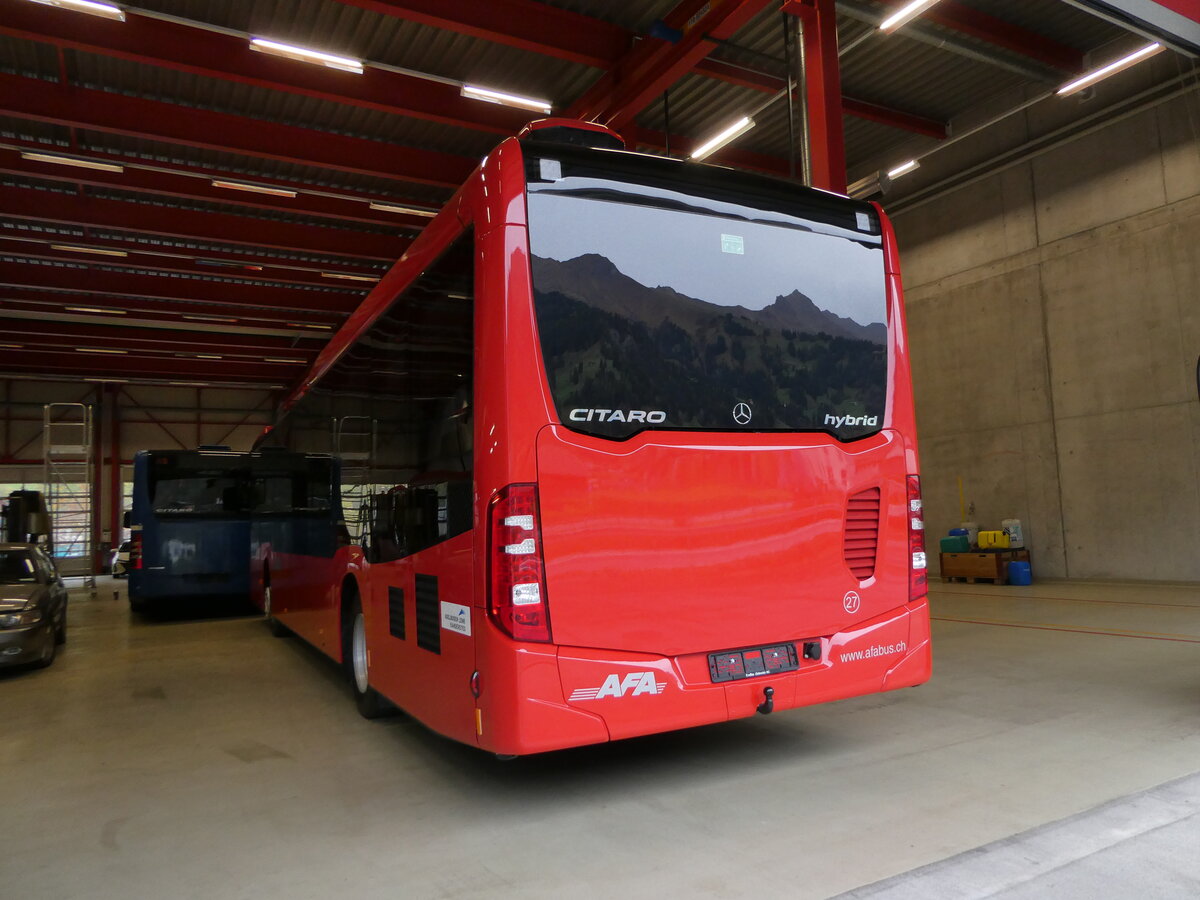 (241'655) - AFA Adelboden - Nr. 27 - Mercedes am 21. Oktober 2022 in Frutigen, Garage