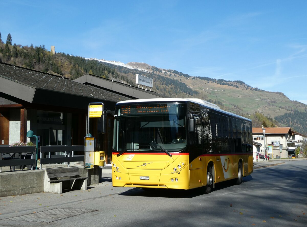 (242'289) - PostAuto Graubnden - GR 162'977 - Volvo am 8. November 2022 in Andeer, Heilbad