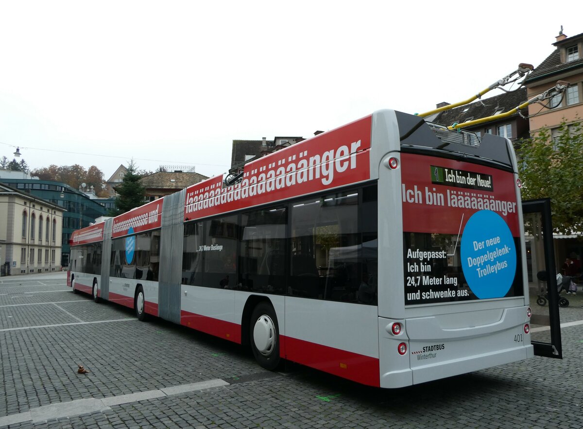 (242'493) - SW Winterthur - Nr. 401 - Hess/Hess Doppelgelenktrolleybus am 12. November 2022 in Winterthur, Neumarkt