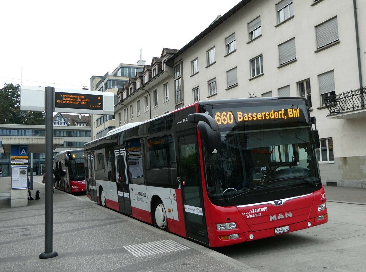 (242'504) - SW Winterthur - Nr. 243/ZH 644'243 - MAN am 12. November 2022 beim Hauptbahnhof Winterthur